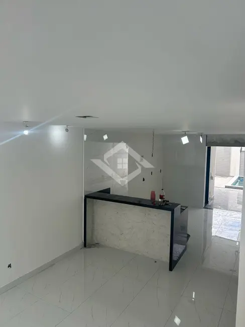 Foto 2 de Casa de Condomínio com 2 quartos à venda, 150m2 em Guaratiba, Rio De Janeiro - RJ
