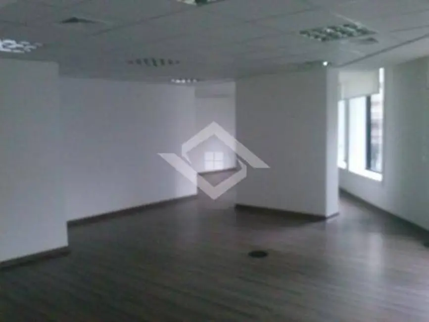 Sala Comercial para alugar, 294m2 em Centro, Rio De Janeiro - RJ - imagem 4 Foto 4 de Sala Comercial para alugar, 294m2 em Centro, Rio De Janeiro - RJ