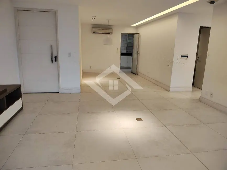 Foto 6 de Apartamento com 4 quartos à venda, 143m2 em Rio De Janeiro - RJ