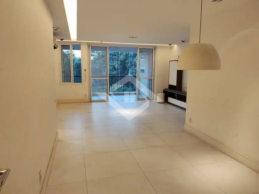 Foto 4 de Apartamento com 4 quartos à venda, 143m2 em Rio De Janeiro - RJ