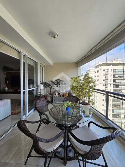 Foto 4 de Apartamento com 3 quartos à venda, 169m2 em Rio De Janeiro - RJ