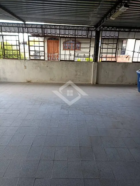 Foto 6 de Casa com 2 quartos à venda, 180m2 em Trindade, Sao Goncalo - RJ