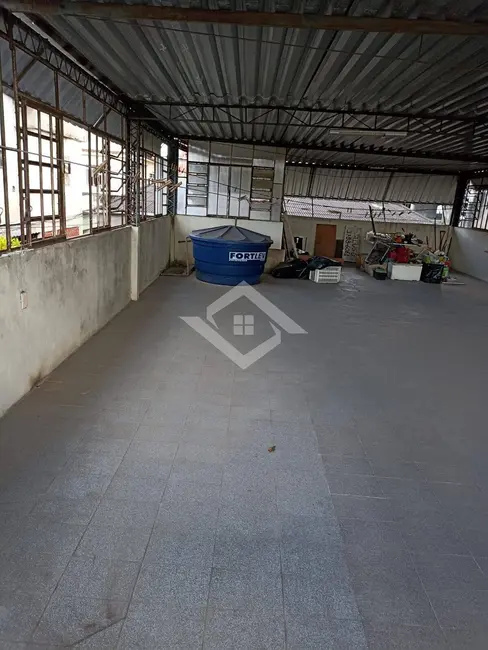 Foto 5 de Casa com 2 quartos à venda, 180m2 em Trindade, Sao Goncalo - RJ