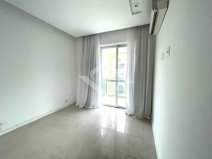 Foto 3 de Apartamento com 2 quartos à venda, 100m2 em Barra da Tijuca, Rio De Janeiro - RJ