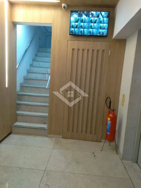 Sala Comercial à venda, 18m2 em Centro, Niteroi - RJ - imagem 8 Foto 8 de Sala Comercial à venda, 18m2 em Centro, Niteroi - RJ