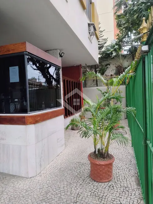 Apartamento com 2 quartos para alugar, 75m2 em Tijuca, Rio De Janeiro - RJ - imagem 2 Foto 2 de Apartamento com 2 quartos para alugar, 75m2 em Tijuca, Rio De Janeiro - RJ