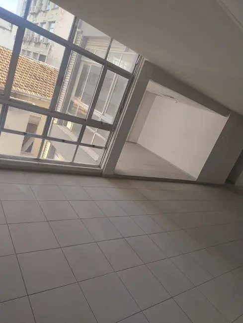 Sala Comercial para alugar, 141m2 em Centro, Rio De Janeiro - RJ - imagem 3 Foto 3 de Sala Comercial para alugar, 141m2 em Centro, Rio De Janeiro - RJ