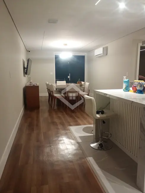 Apartamento com 5 quartos à venda, 260m2 em Vila da Penha, Rio De Janeiro - RJ - imagem 6 Foto 6 de Apartamento com 5 quartos à venda, 260m2 em Vila da Penha, Rio De Janeiro - RJ