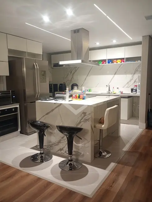 Apartamento com 5 quartos à venda, 260m2 em Vila da Penha, Rio De Janeiro - RJ - imagem 8 Foto 8 de Apartamento com 5 quartos à venda, 260m2 em Vila da Penha, Rio De Janeiro - RJ