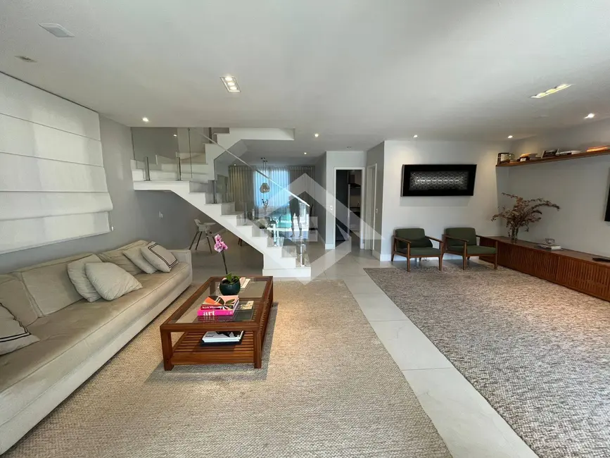 Foto 4 de Casa com 3 quartos à venda, 290m2 em Recreio dos Bandeirantes, Rio De Janeiro - RJ