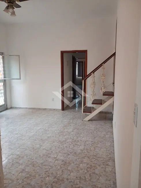 Foto 9 de Casa com 4 quartos à venda, 250m2 em Vila Kosmos, Rio De Janeiro - RJ