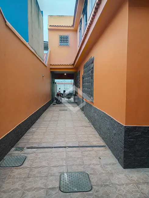 Foto 7 de Casa com 4 quartos à venda, 250m2 em Vila Kosmos, Rio De Janeiro - RJ