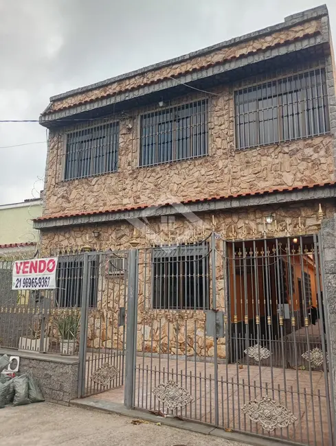 Foto 1 de Casa com 4 quartos à venda, 250m2 em Vila Kosmos, Rio De Janeiro - RJ