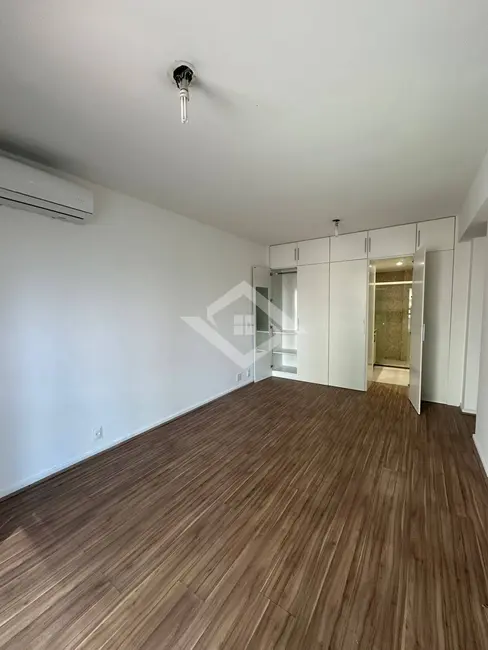 Foto 5 de Apartamento com 3 quartos para alugar, 140m2 em Barra da Tijuca, Rio De Janeiro - RJ