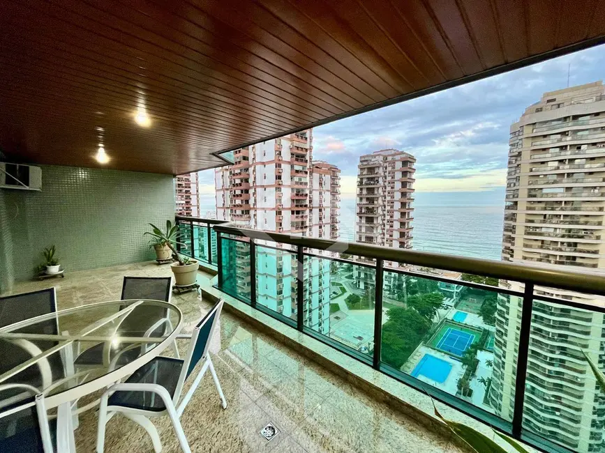 Foto 2 de Apartamento com 4 quartos à venda, 160m2 em Barra da Tijuca, Rio De Janeiro - RJ