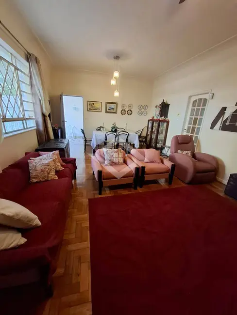 Casa com 4 quartos para alugar, 151m2 em Vital Brazil, Niteroi - RJ - imagem 7 Foto 7 de Casa com 4 quartos para alugar, 151m2 em Vital Brazil, Niteroi - RJ