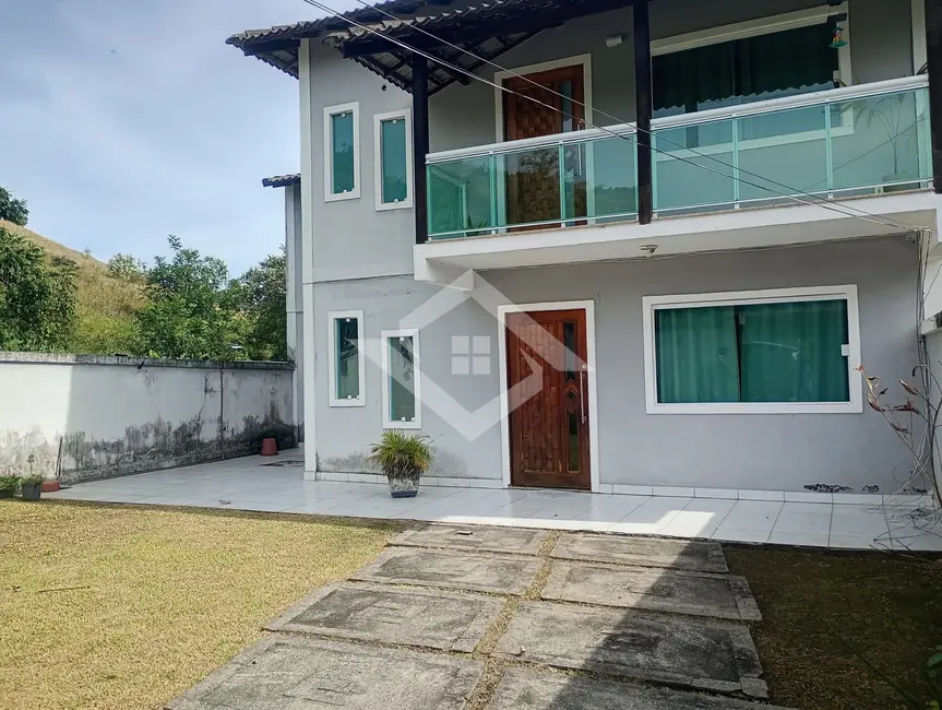 Foto 2 de Casa com 3 quartos à venda, 250m2 em Cotia, Guapimirim - RJ