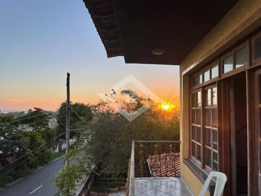 Foto 1 de Casa com 7 quartos à venda, 2300m2 em São José do Imbassaí, Marica - RJ
