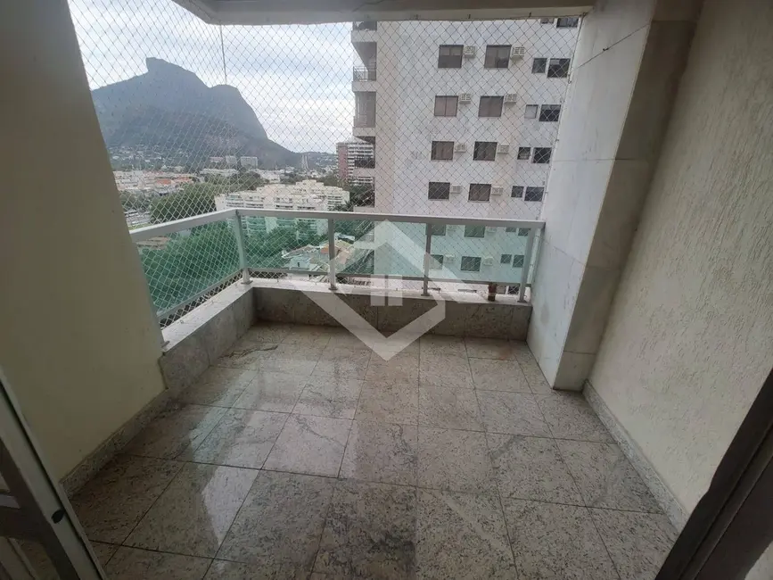 Foto 2 de Apartamento com 2 quartos para alugar, 77m2 em Barra da Tijuca, Rio De Janeiro - RJ