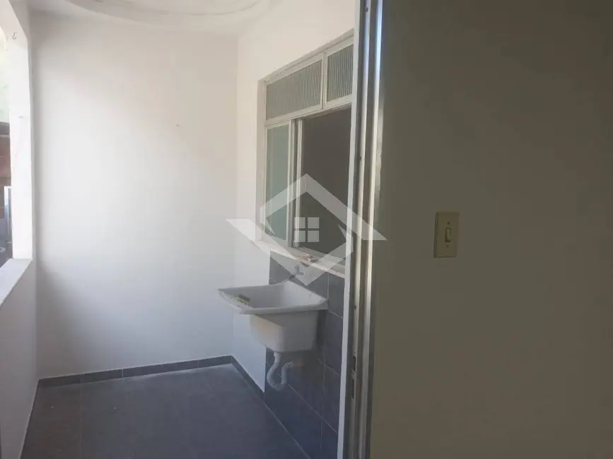 Foto 3 de Apartamento com 2 quartos para alugar, 70m2 em Campo Grande, Rio De Janeiro - RJ
