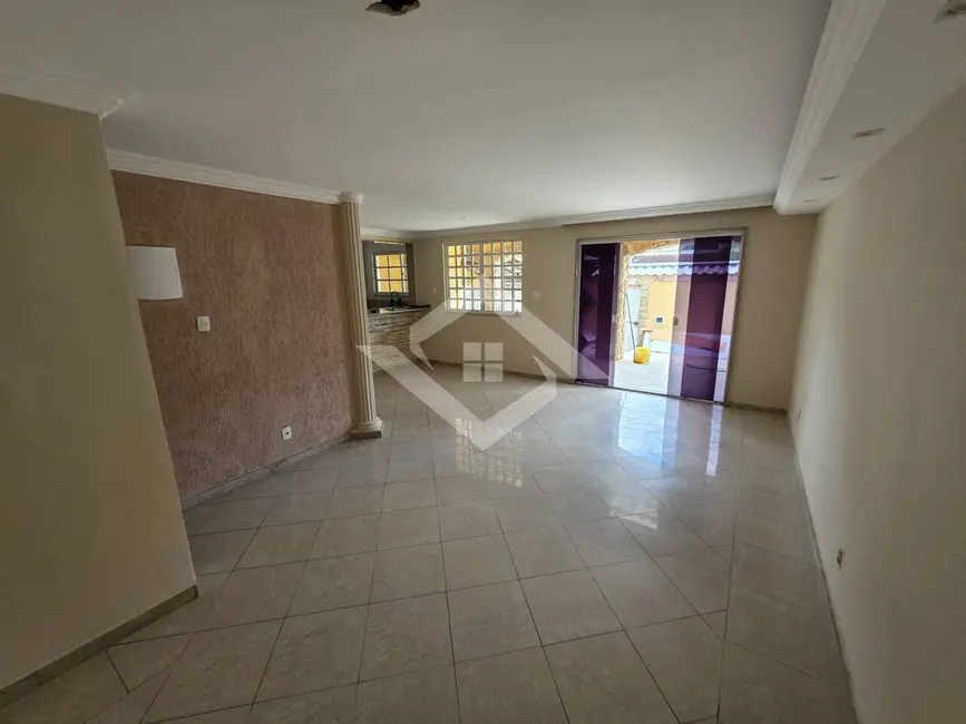 Foto 9 de Casa com 3 quartos à venda e para alugar, 280m2 em Taquara, Rio De Janeiro - RJ