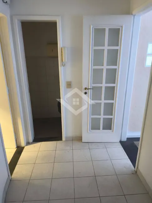 Foto 2 de Sala Comercial à venda e para alugar, 30m2 em Centro, Niteroi - RJ