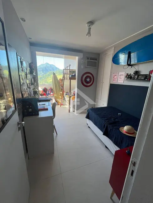 Apartamento com 4 quartos à venda, 228m2 em Barra da Tijuca, Rio De Janeiro - RJ - imagem 9 Foto 9 de Apartamento com 4 quartos à venda, 228m2 em Barra da Tijuca, Rio De Janeiro - RJ