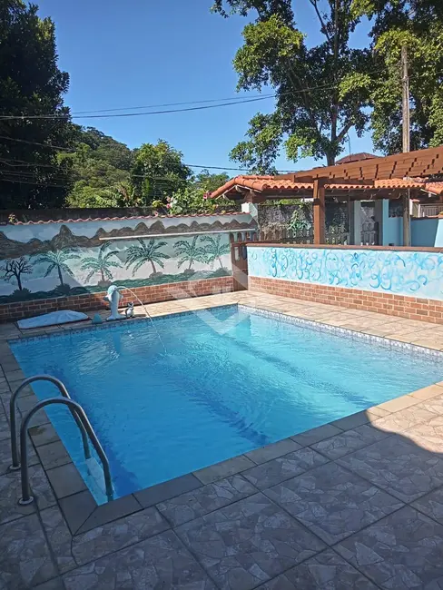 Foto 1 de Casa com 4 quartos à venda, 450m2 em Caneca Fina, Guapimirim - RJ