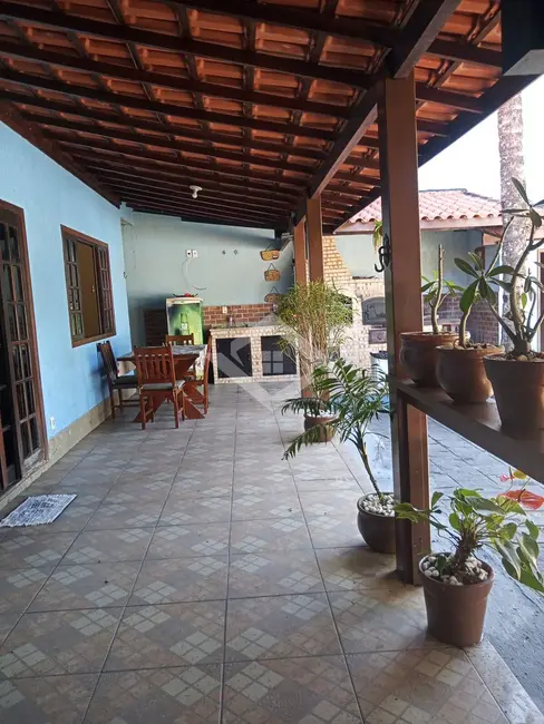 Casa com 4 quartos à venda, 450m2 em Caneca Fina, Guapimirim - RJ - imagem 4 Foto 4 de Casa com 4 quartos à venda, 450m2 em Caneca Fina, Guapimirim - RJ