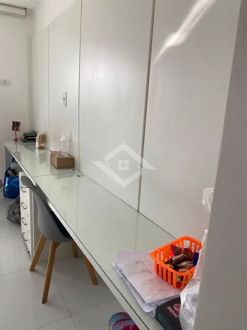 Apartamento com 3 quartos à venda, 105m2 em Barra da Tijuca, Rio De Janeiro - RJ - imagem 4 Foto 4 de Apartamento com 3 quartos à venda, 105m2 em Barra da Tijuca, Rio De Janeiro - RJ
