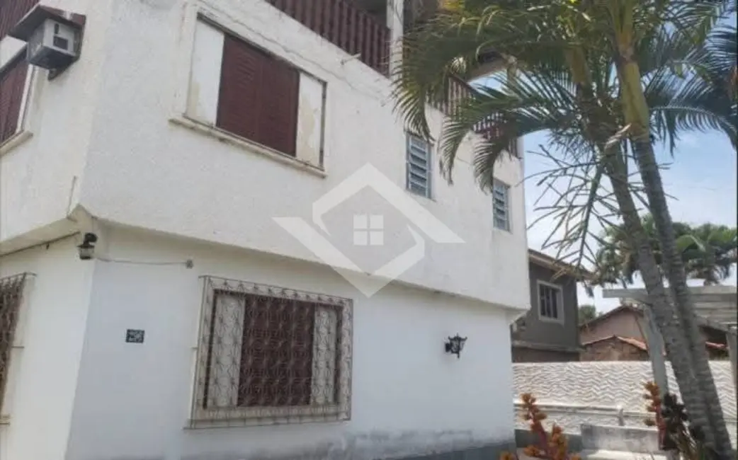 Foto 3 de Casa com 3 quartos à venda, 1000m2 em Araruama - RJ