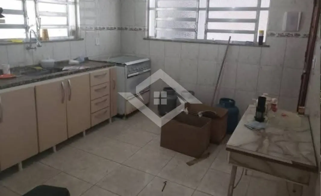 Foto 6 de Casa com 3 quartos à venda, 1000m2 em Araruama - RJ