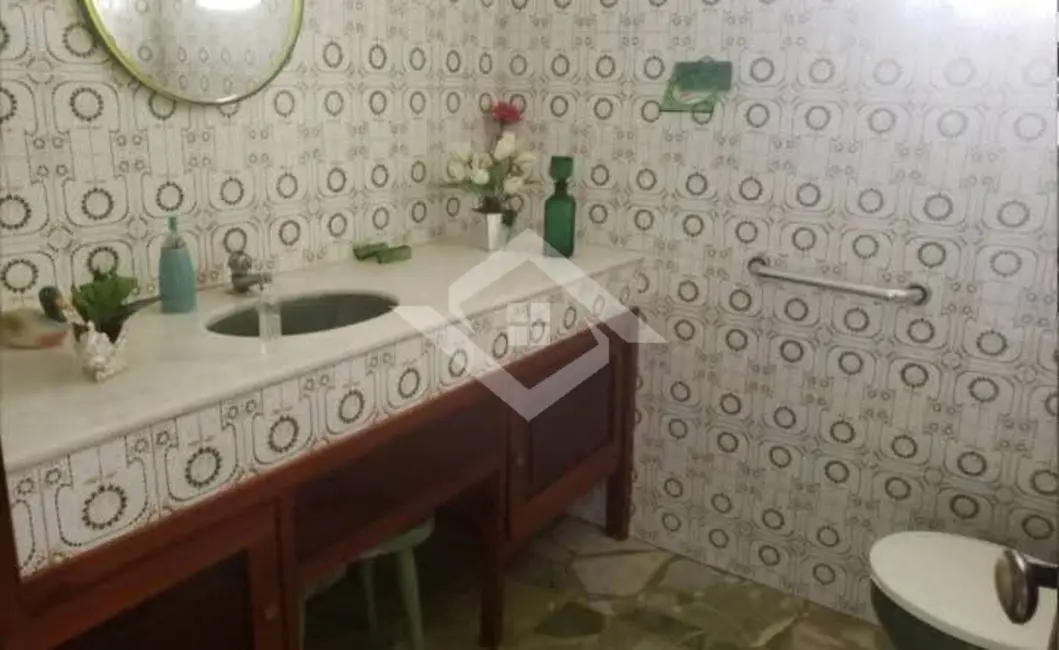 Foto 7 de Casa com 3 quartos à venda, 1000m2 em Araruama - RJ