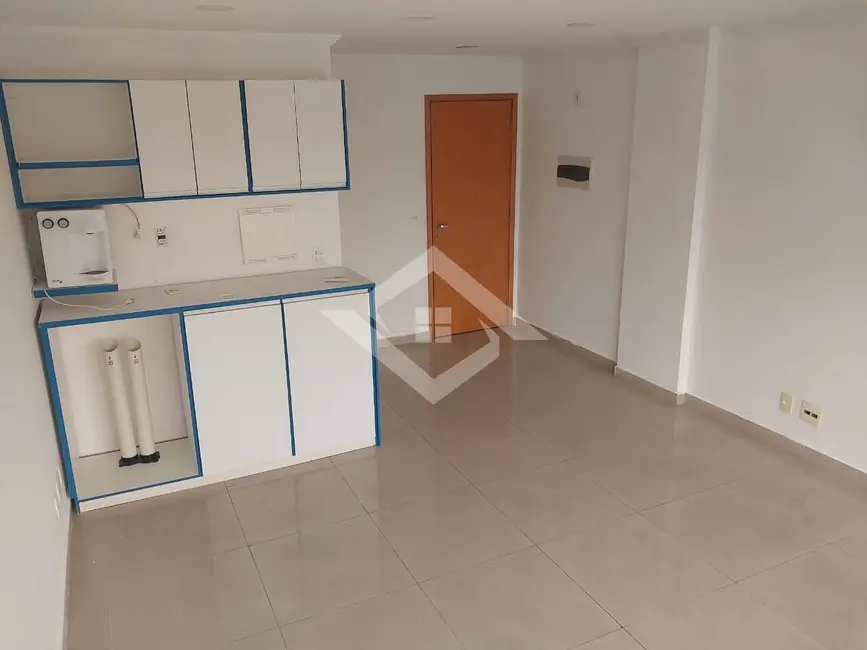Foto 5 de Sala Comercial para alugar, 28m2 em Campo Grande, Rio De Janeiro - RJ