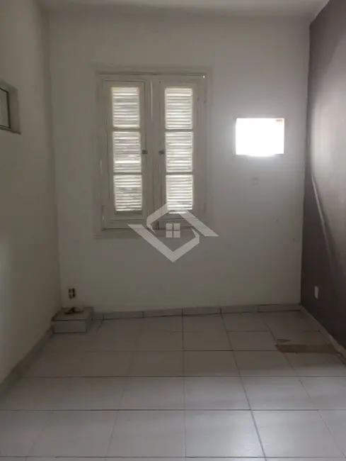 Loja para alugar, 100m2 em Centro, Niteroi - RJ - imagem 3 Foto 3 de Loja para alugar, 100m2 em Centro, Niteroi - RJ