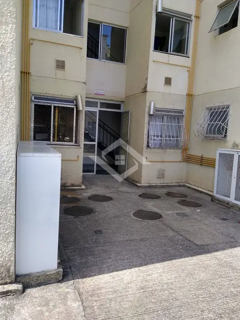 Foto 2 de Apartamento com 2 quartos para alugar, 42m2 em Campo Grande, Rio De Janeiro - RJ