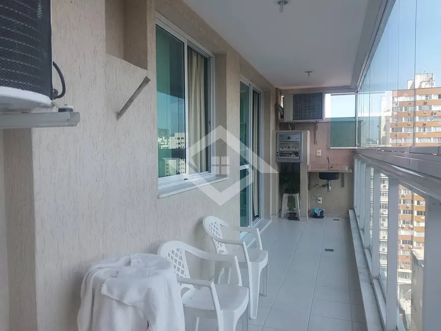 Foto 6 de Apartamento com 3 quartos à venda, 100m2 em Icaraí, Niteroi - RJ