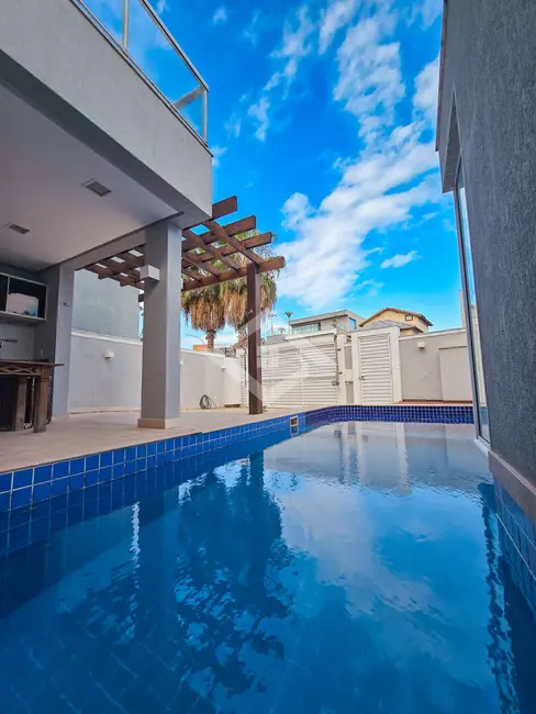 Foto 9 de Casa com 5 quartos à venda em Vargem Grande, Rio De Janeiro - RJ