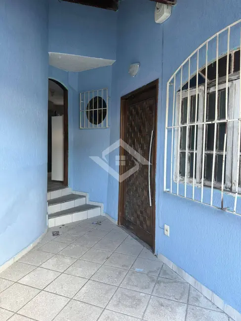 Casa com 3 quartos à venda, 100m2 em Centro, Sao Goncalo - RJ - imagem 3 Foto 3 de Casa com 3 quartos à venda, 100m2 em Centro, Sao Goncalo - RJ