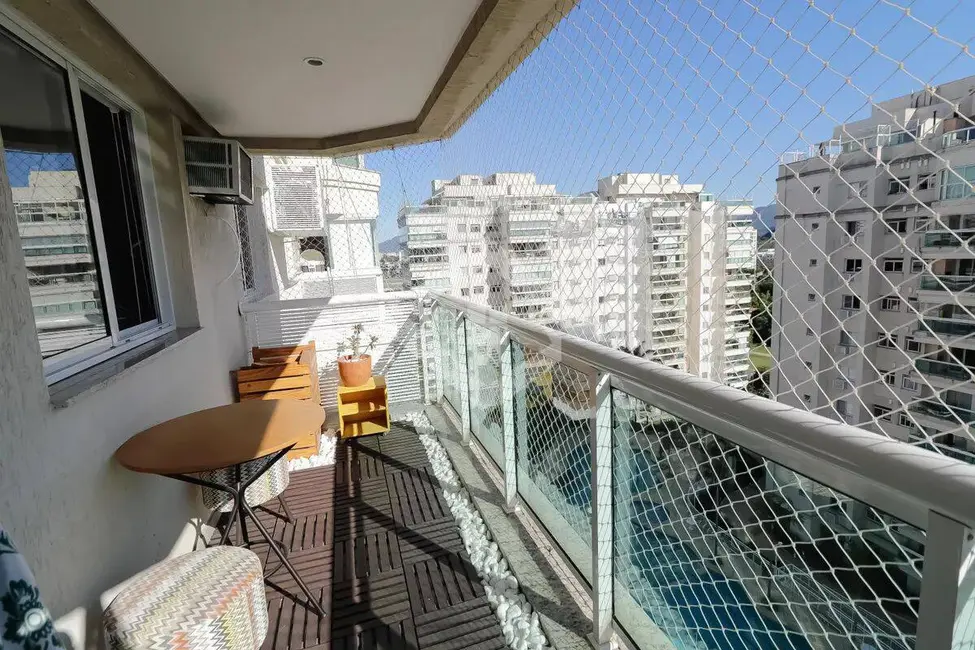 Foto 1 de Apartamento com 2 quartos à venda, 69m2 em Barra da Tijuca, Rio De Janeiro - RJ