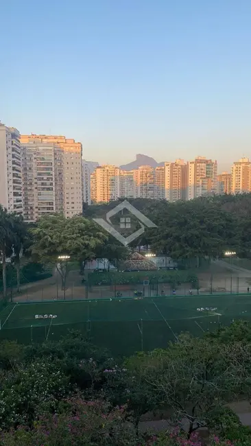 Foto 1 de Apartamento com 3 quartos para alugar, 80m2 em Barra da Tijuca, Rio De Janeiro - RJ