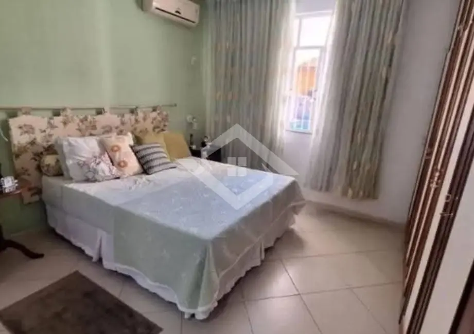 Casa com 3 quartos à venda, 260m2 em Vila da Penha, Rio De Janeiro - RJ - imagem 9 Foto 9 de Casa com 3 quartos à venda, 260m2 em Vila da Penha, Rio De Janeiro - RJ