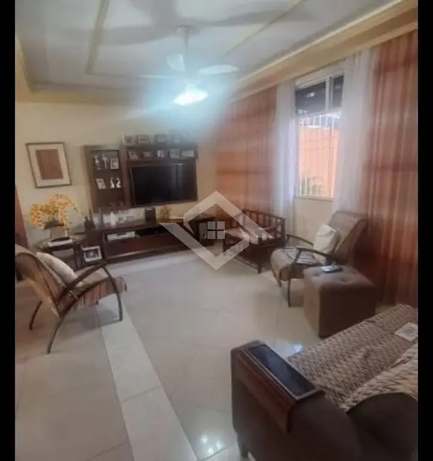 Casa com 3 quartos à venda, 260m2 em Vila da Penha, Rio De Janeiro - RJ - imagem 7 Foto 7 de Casa com 3 quartos à venda, 260m2 em Vila da Penha, Rio De Janeiro - RJ