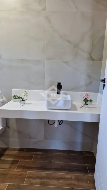 Foto 8 de Casa com 3 quartos à venda, 263m2 em Piratininga, Niteroi - RJ