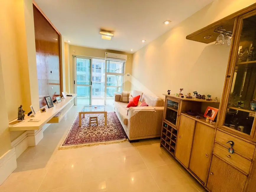 Foto 3 de Apartamento com 2 quartos à venda, 100m2 em Barra da Tijuca, Rio De Janeiro - RJ