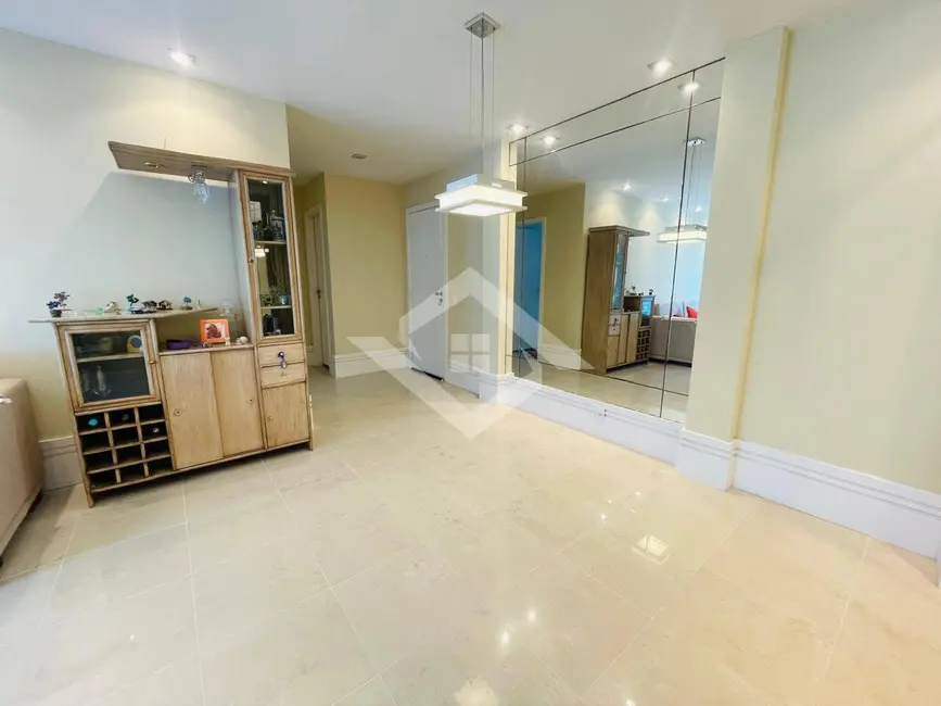 Foto 4 de Apartamento com 2 quartos à venda, 100m2 em Barra da Tijuca, Rio De Janeiro - RJ