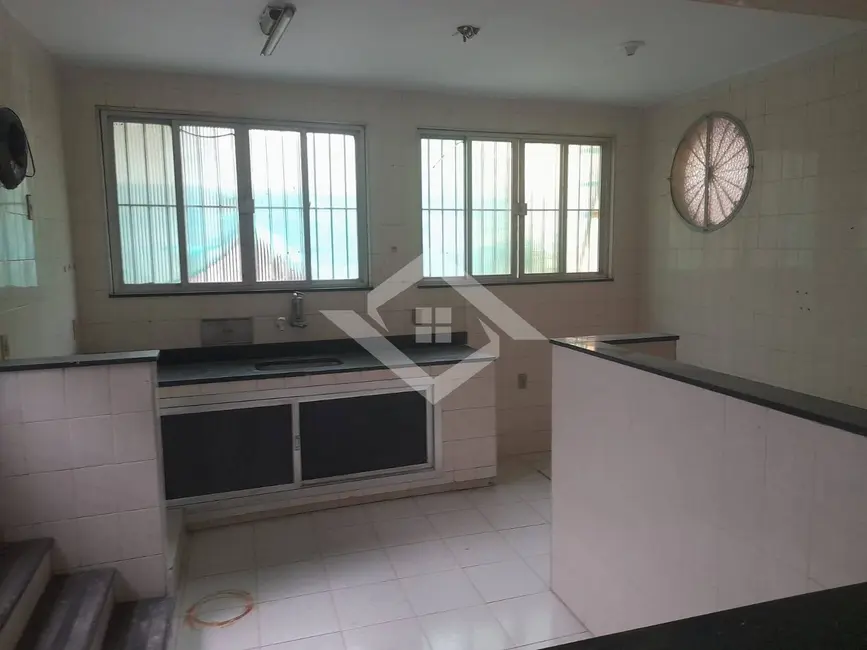 Casa com 3 quartos à venda, 200m2 em Moquetá, Nova Iguacu - RJ - imagem 6 Foto 6 de Casa com 3 quartos à venda, 200m2 em Moquetá, Nova Iguacu - RJ