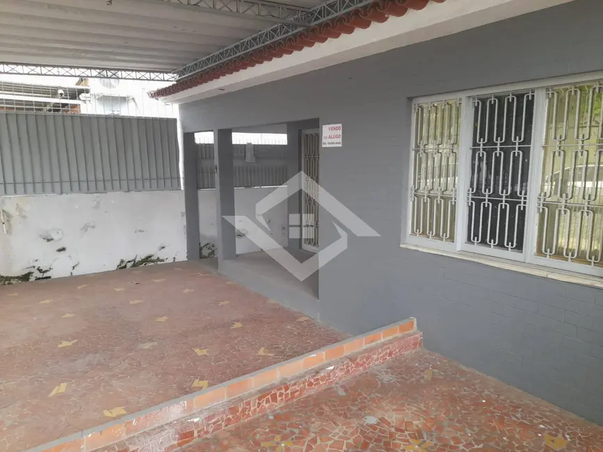 Casa com 3 quartos à venda, 200m2 em Moquetá, Nova Iguacu - RJ - imagem 1 Foto 1 de Casa com 3 quartos à venda, 200m2 em Moquetá, Nova Iguacu - RJ