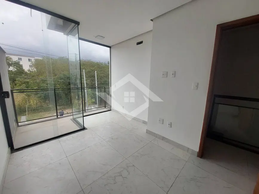 Foto 1 de Casa de Condomínio com 3 quartos para alugar, 120m2 em Guaratiba, Rio De Janeiro - RJ