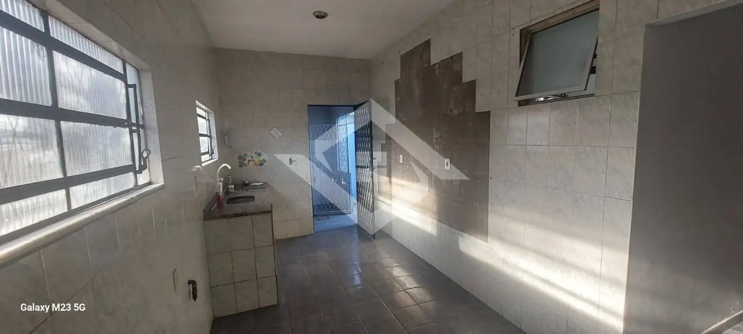 Casa com 3 quartos à venda, 150m2 em Senador Vasconcelos, Rio De Janeiro - RJ - imagem 5 Foto 5 de Casa com 3 quartos à venda, 150m2 em Senador Vasconcelos, Rio De Janeiro - RJ
